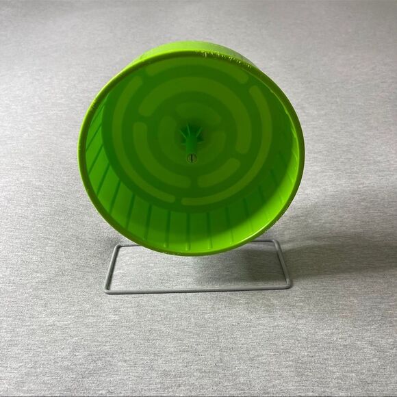 Petco 8.5" Kaytee All Living Things Large Exercise Hamster Wheel - Picture 8 of 8